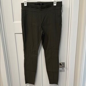 Simply Vera Olive Pants